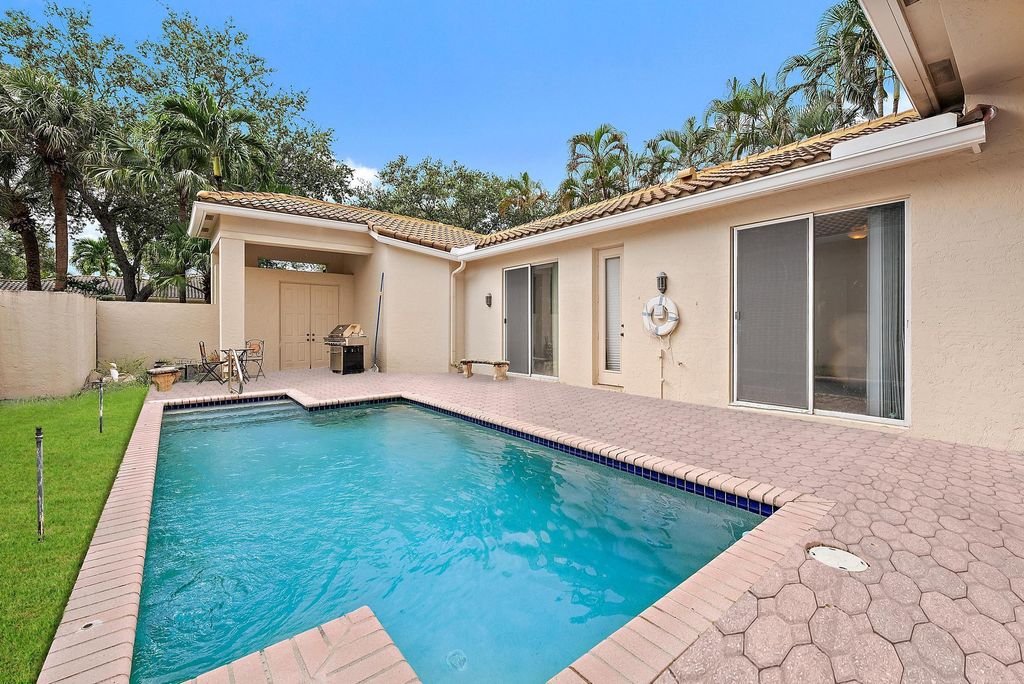 Photo of 6612 NW 23rd Terrace, Boca Raton, FL 33496 (MLS # R11132770)