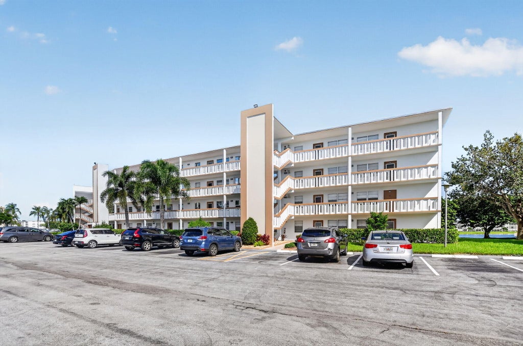 Photo of 2025 Cornwall B, Boca Raton, FL 33434 (MLS # B26088056)