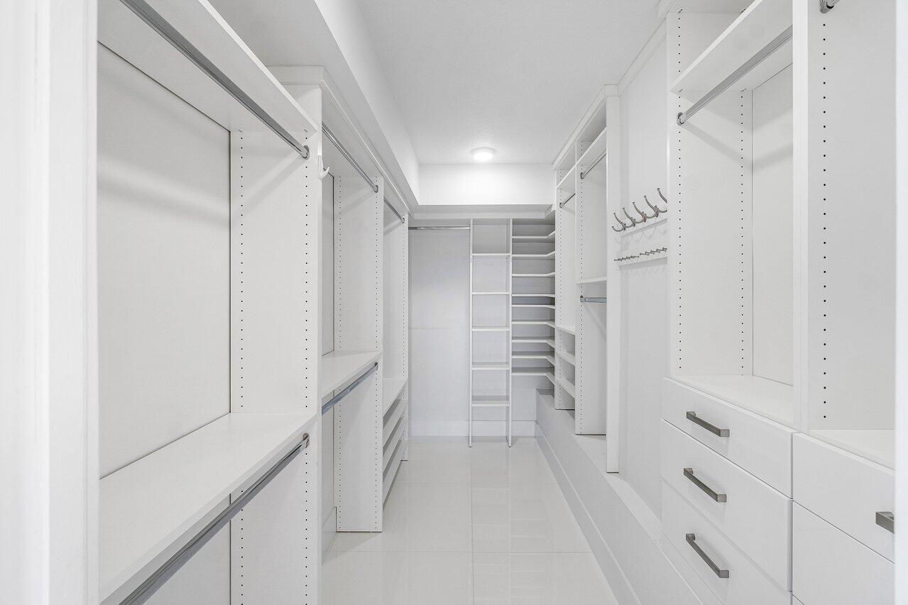 SEAGATE MANOR CONDO - Residential