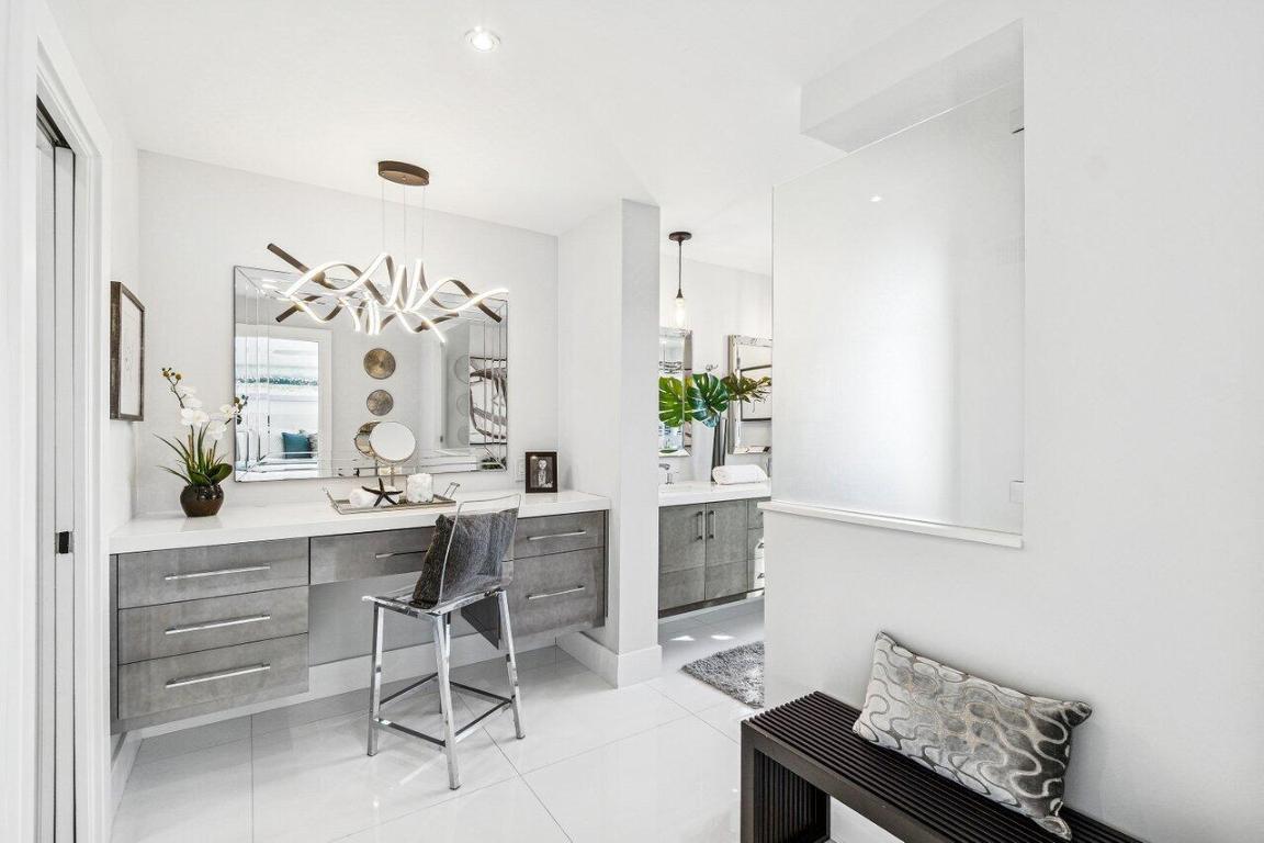 SEAGATE MANOR CONDO - Residential