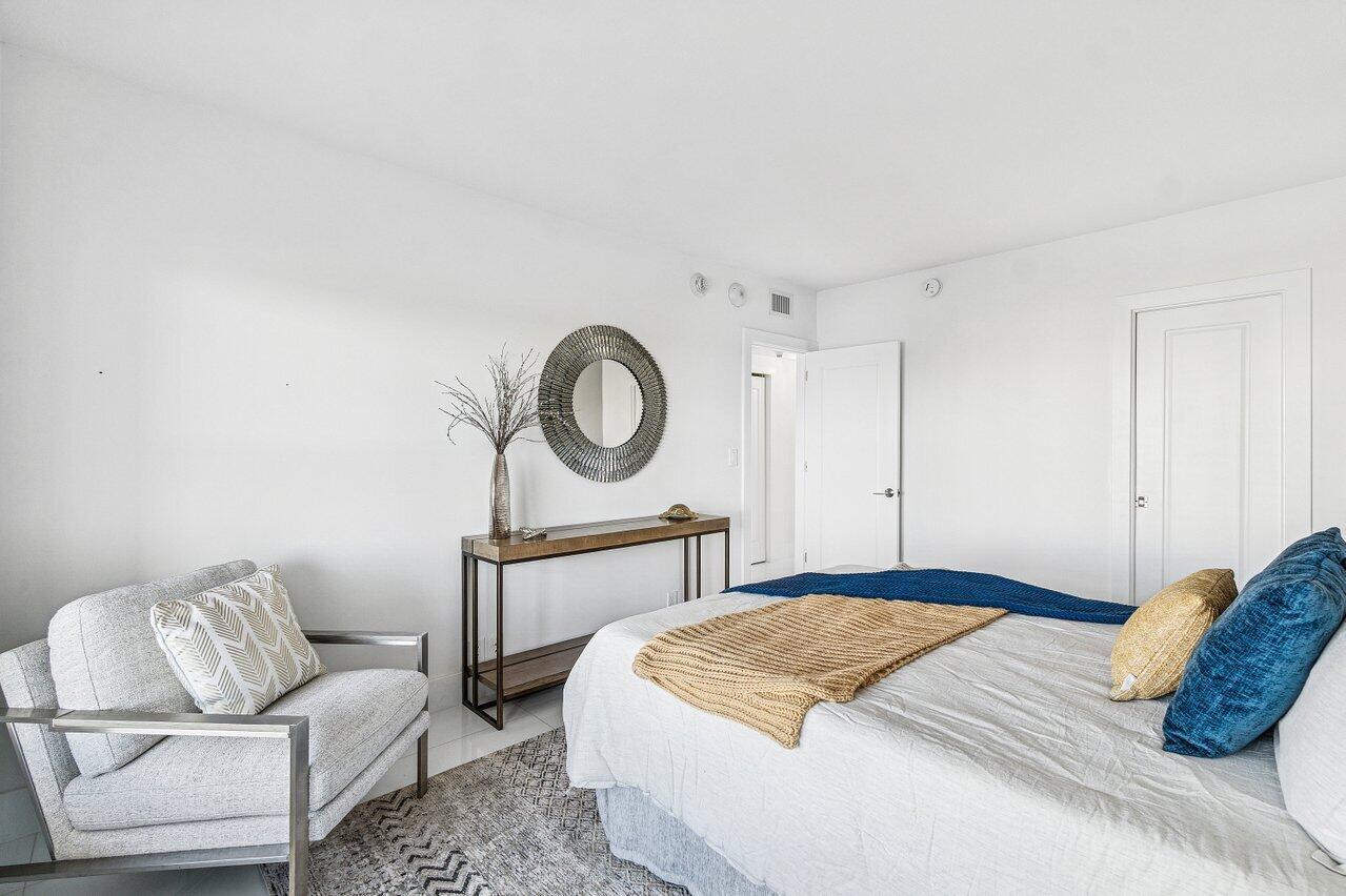 SEAGATE MANOR CONDO - Residential