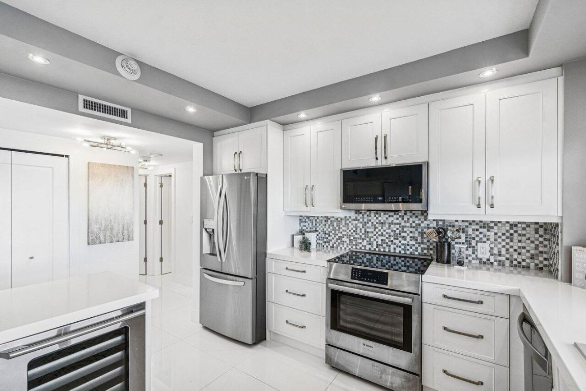 SEAGATE MANOR CONDO - Residential