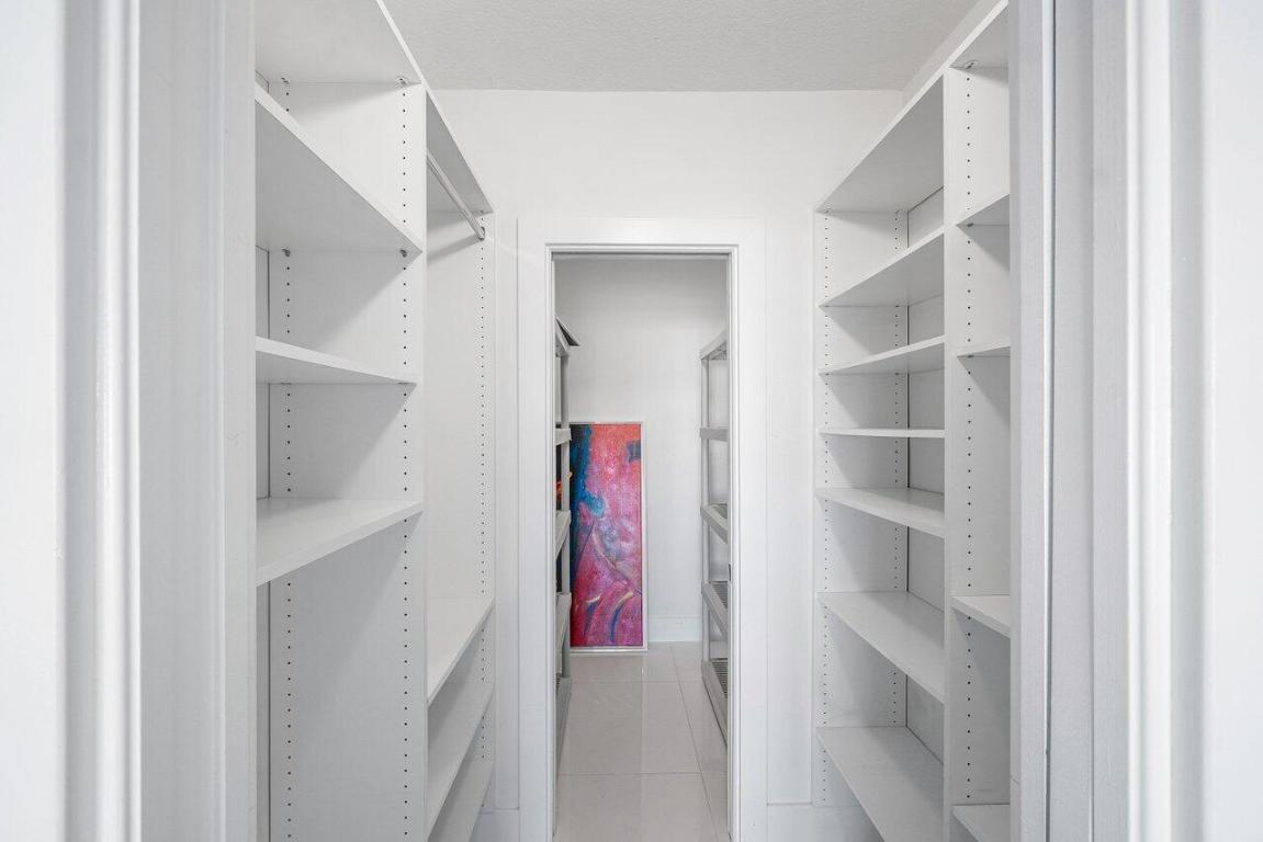 SEAGATE MANOR CONDO - Residential