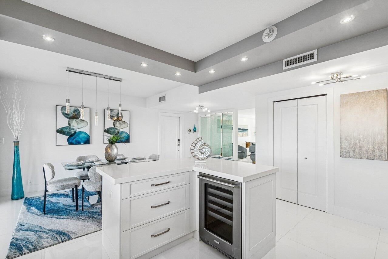 SEAGATE MANOR CONDO - Residential