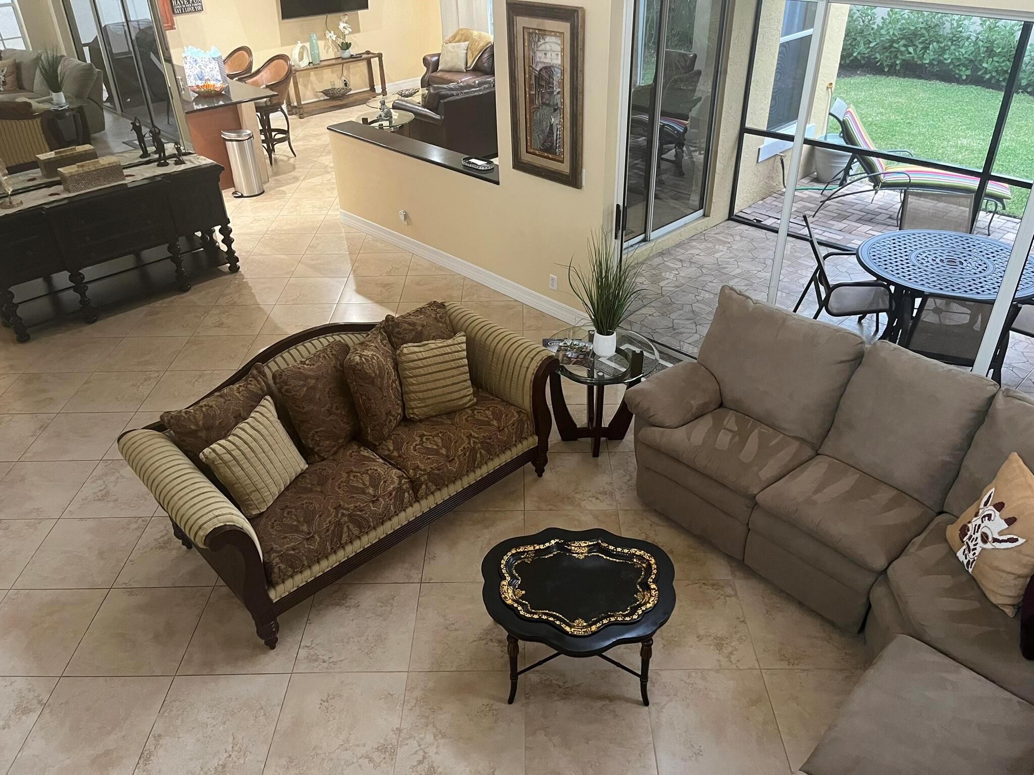 IBIS GOLF AND COUNTRY CLU - Residential Lease