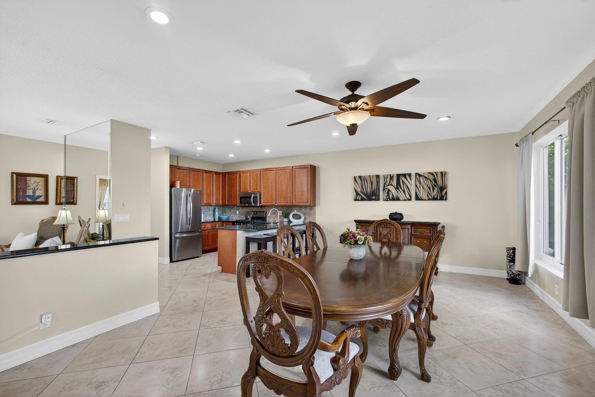 IBIS GOLF AND COUNTRY CLU - Residential Lease