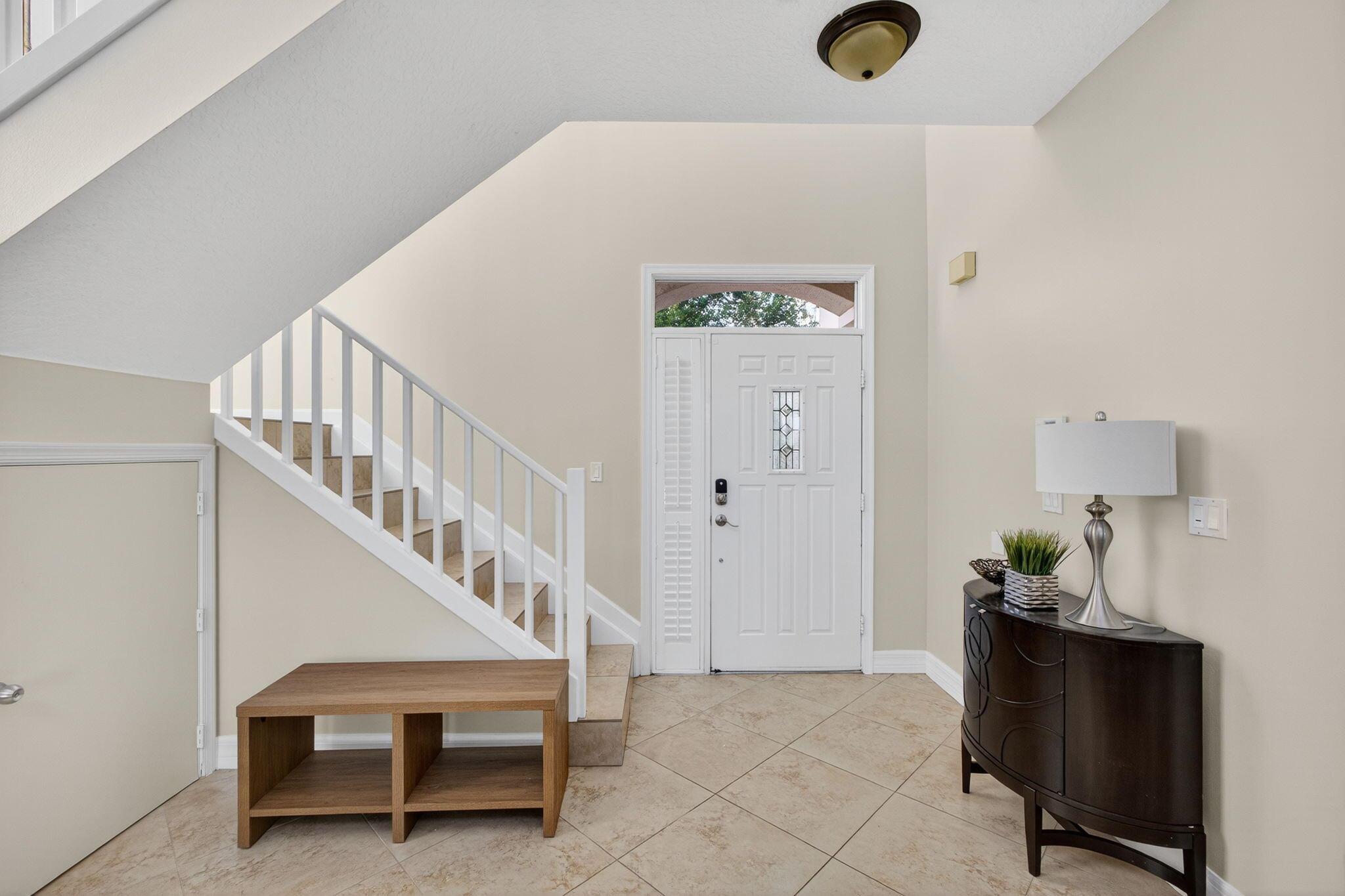 IBIS GOLF AND COUNTRY CLU - Residential Lease