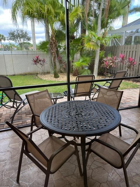 IBIS GOLF AND COUNTRY CLU - Residential Lease