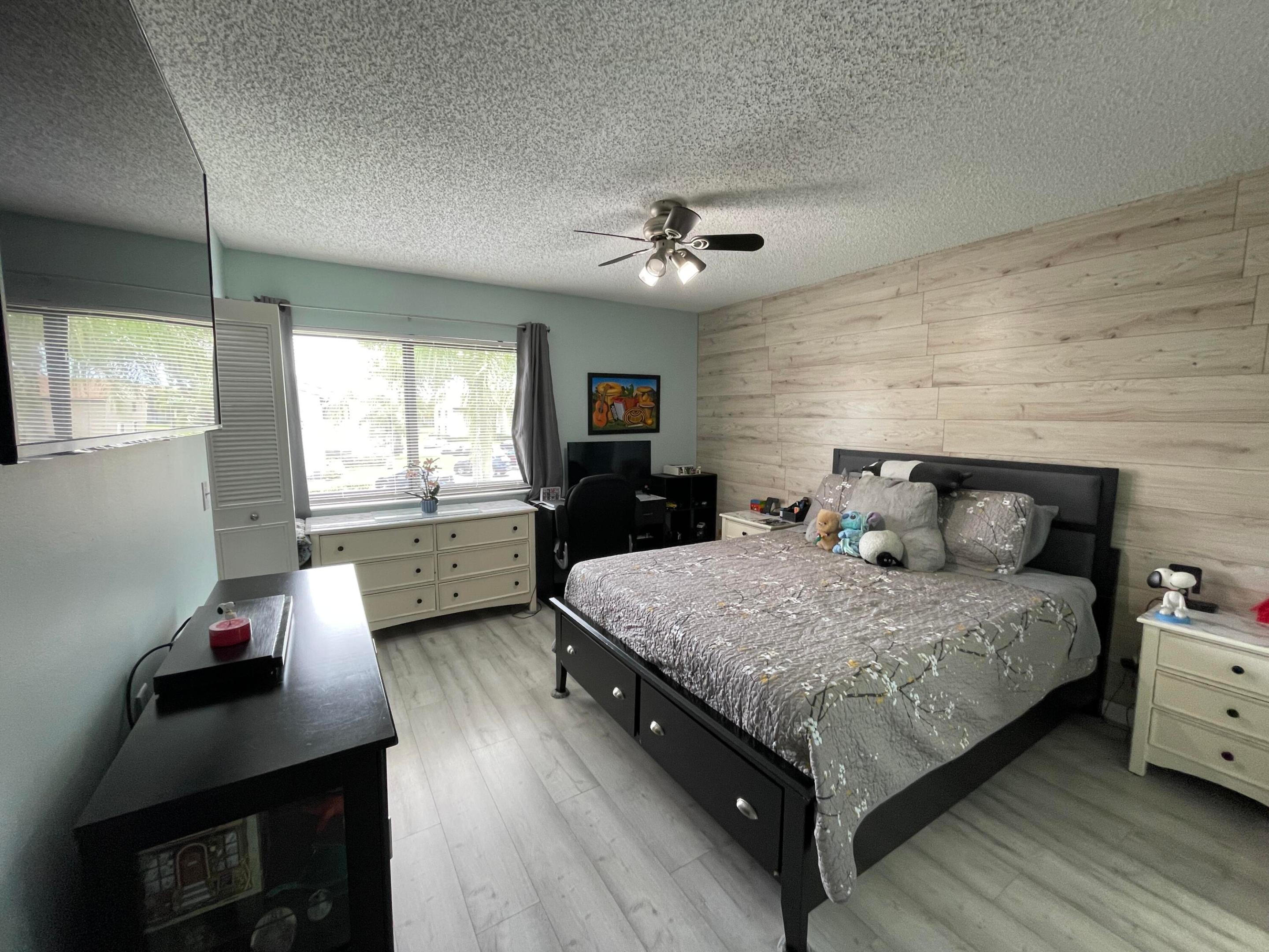 PINE RIDGE NORTH I CONDO - Residential