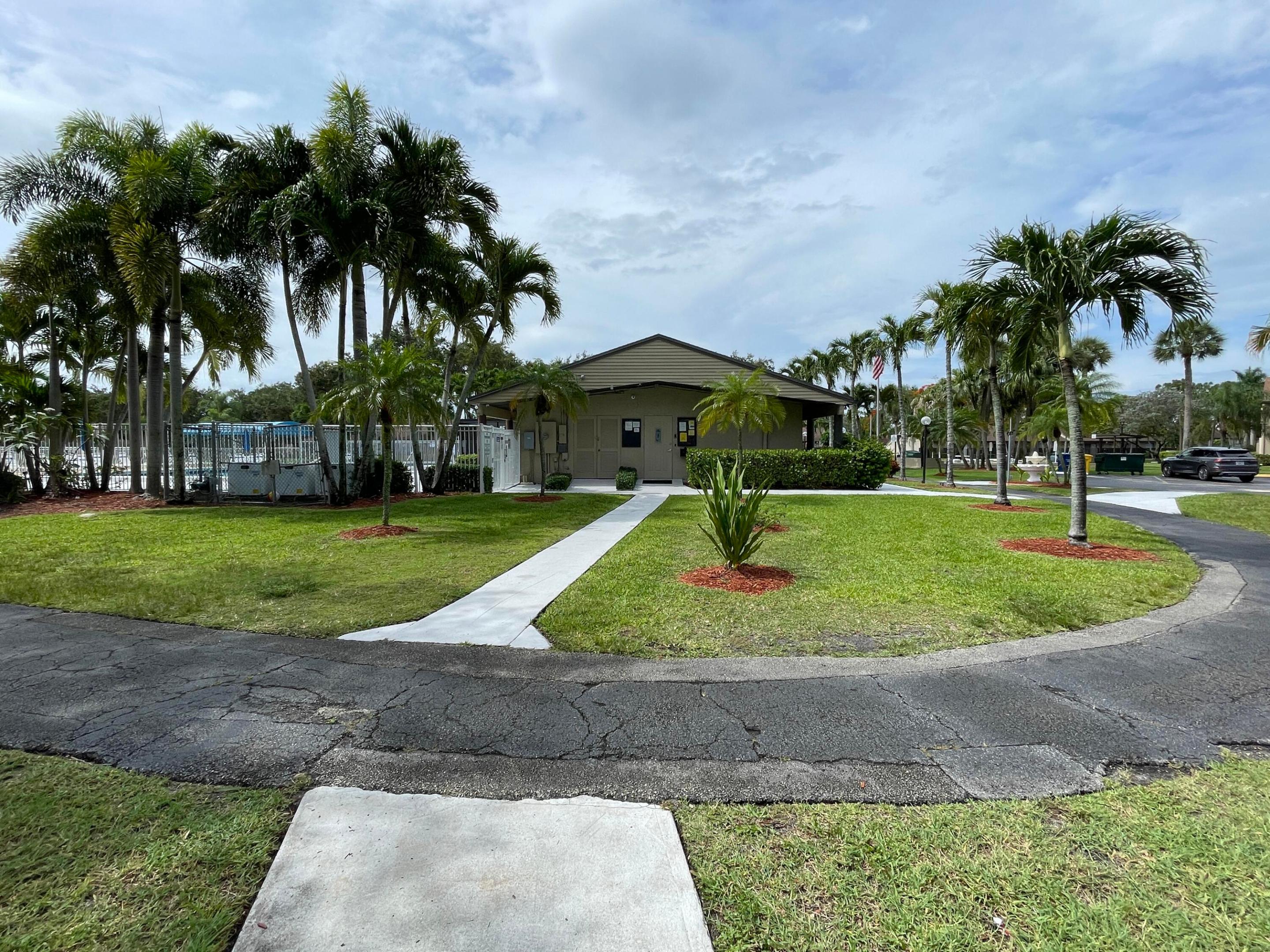 PINE RIDGE NORTH I CONDO - Residential