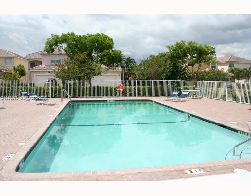 OAKWOOD - Residential