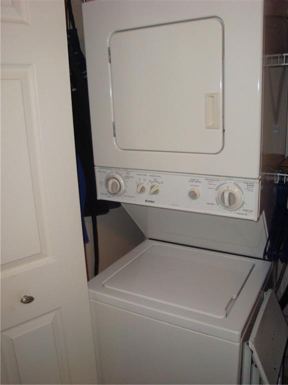 PALM SPRINGS 2 - Residential