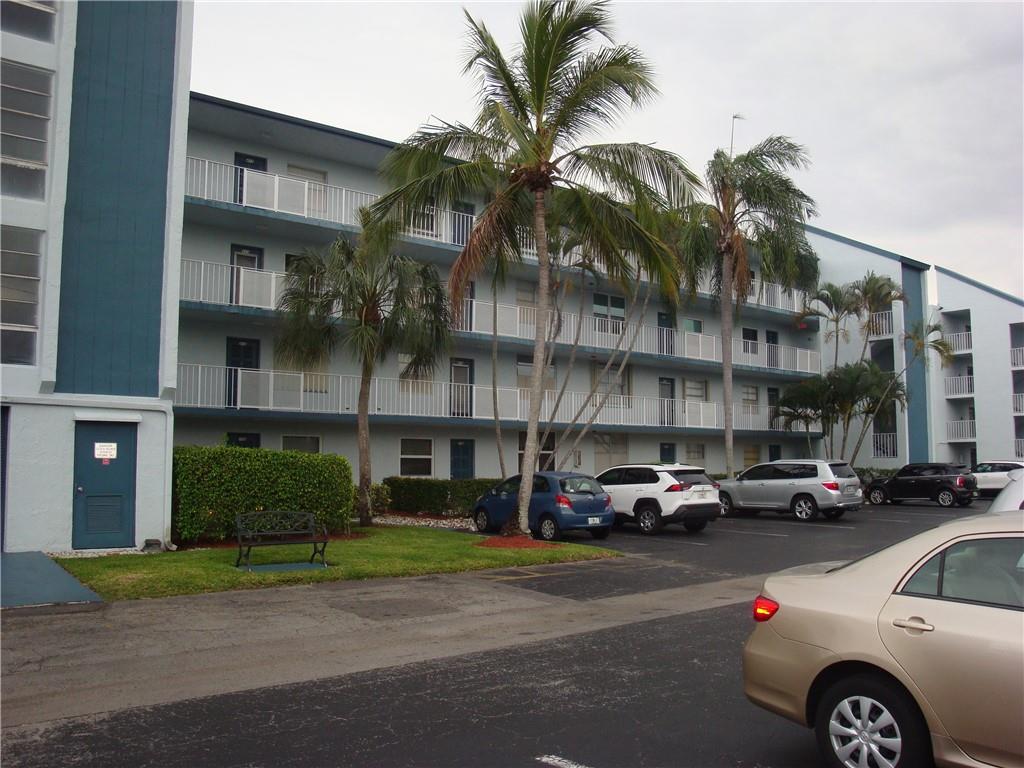 PALM SPRINGS 2 - Residential