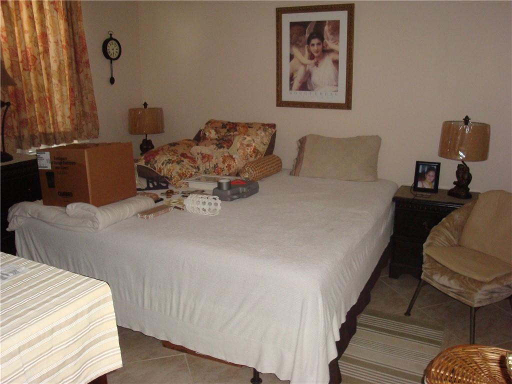 PALM SPRINGS 2 - Residential