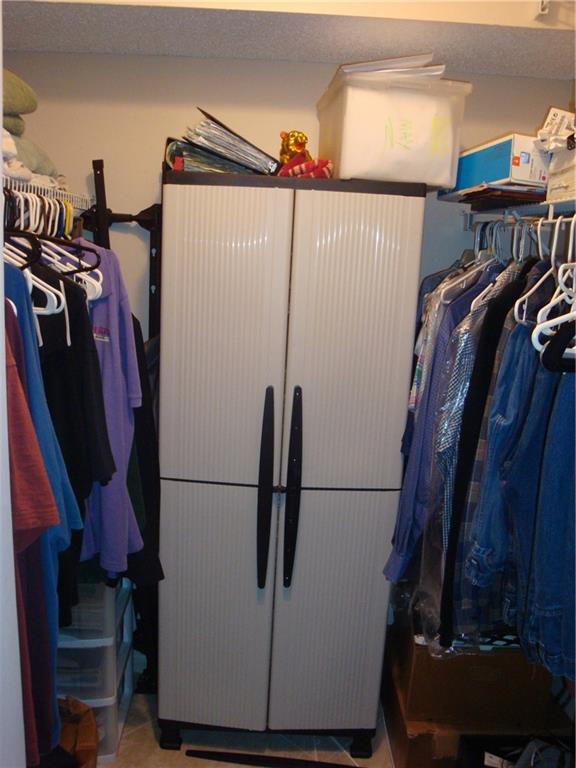 PALM SPRINGS 2 - Residential