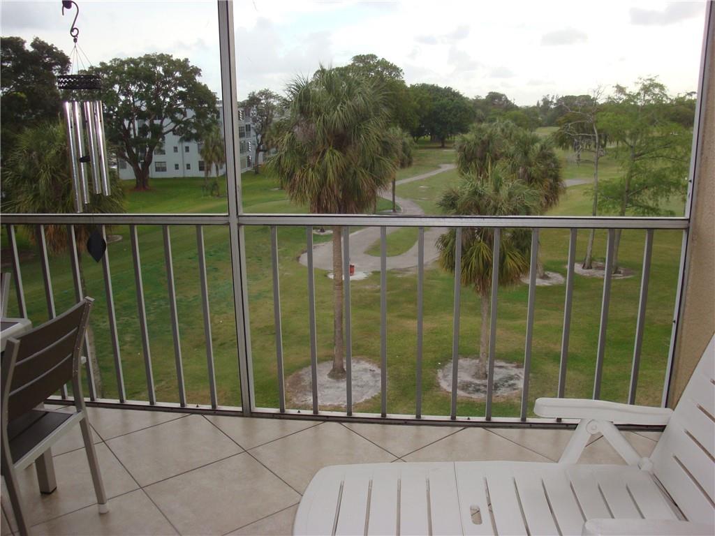 PALM SPRINGS 2 - Residential