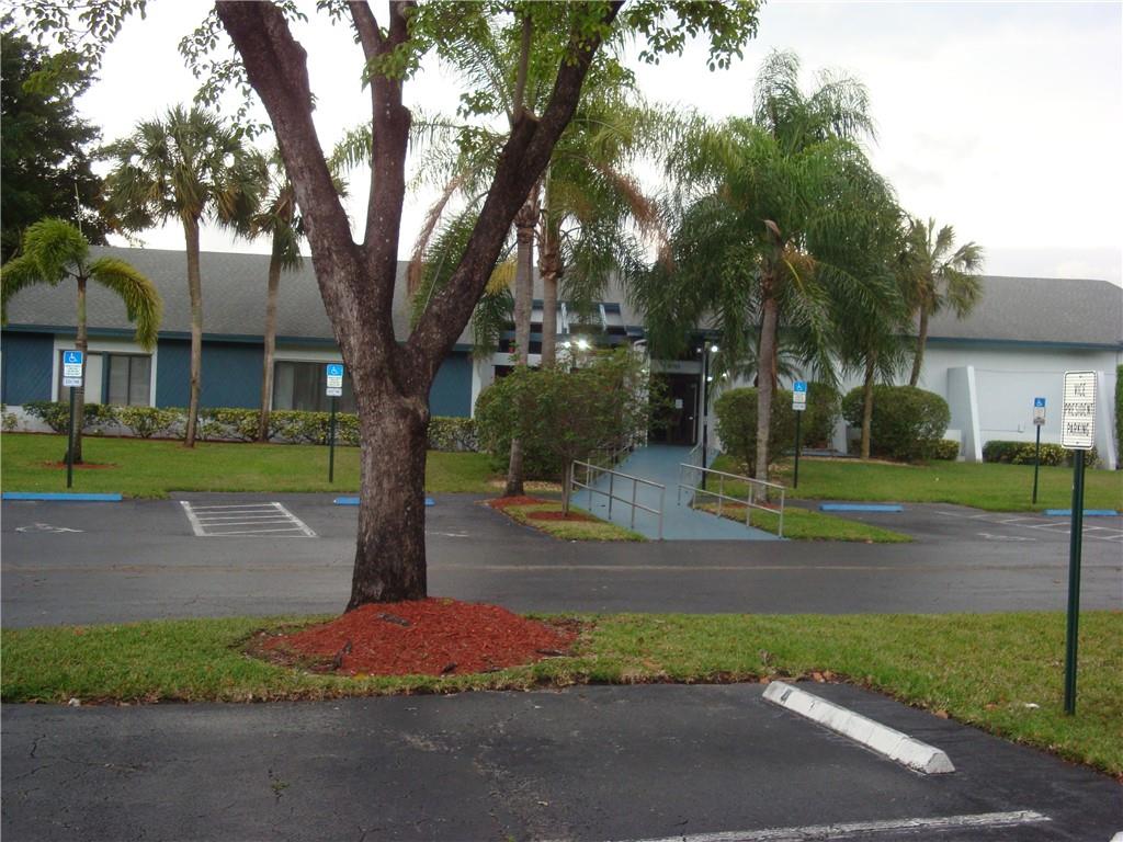 PALM SPRINGS 2 - Residential