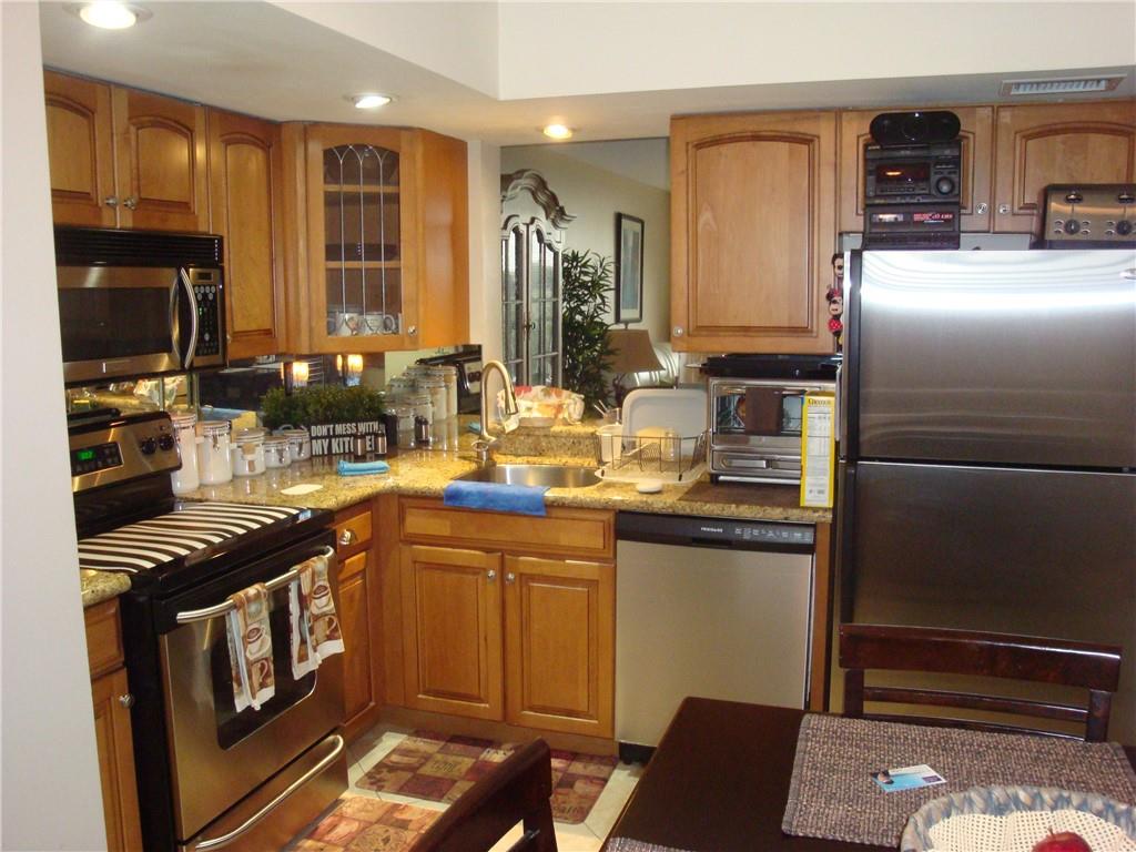 PALM SPRINGS 2 - Residential