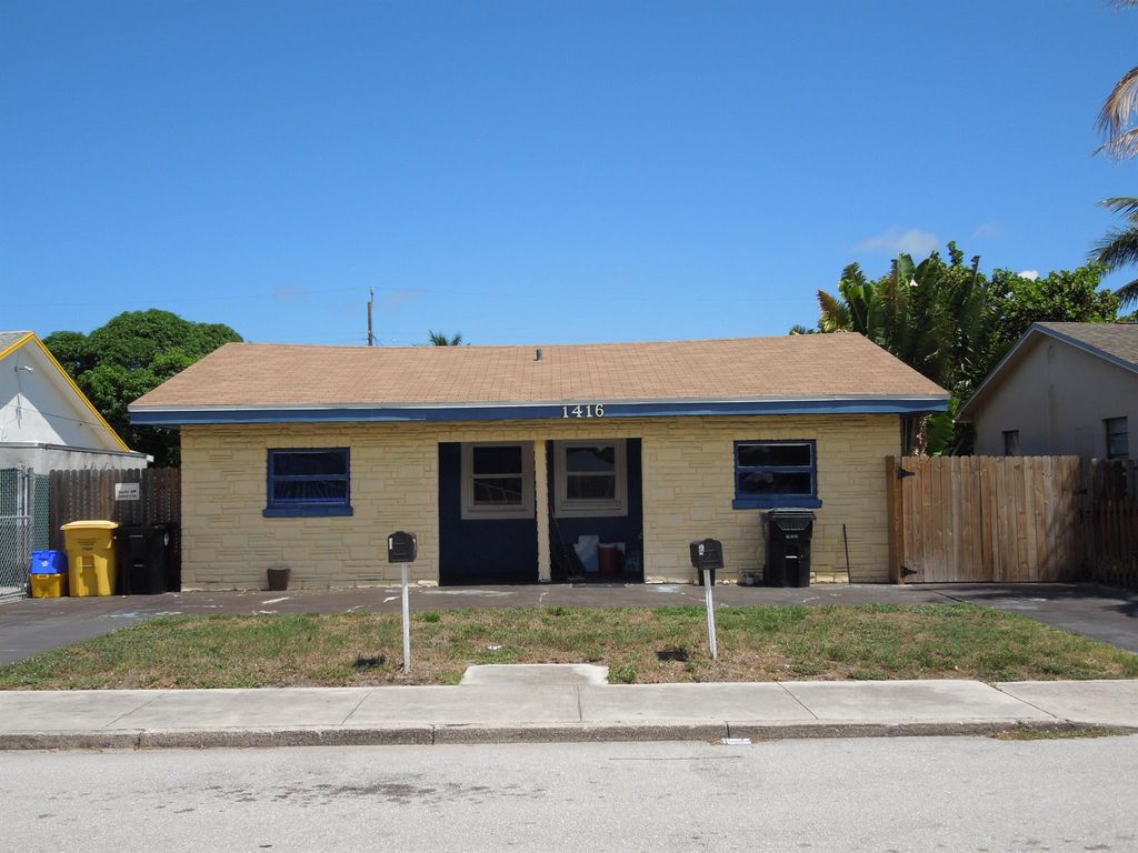 Photo of 1416 S M Street #1, Lake Worth Beach, FL 33460 (MLS # R11062099)