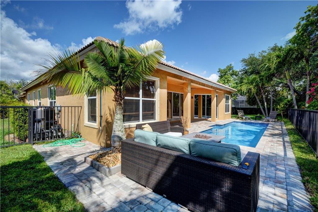 Parkland Isles - Residential