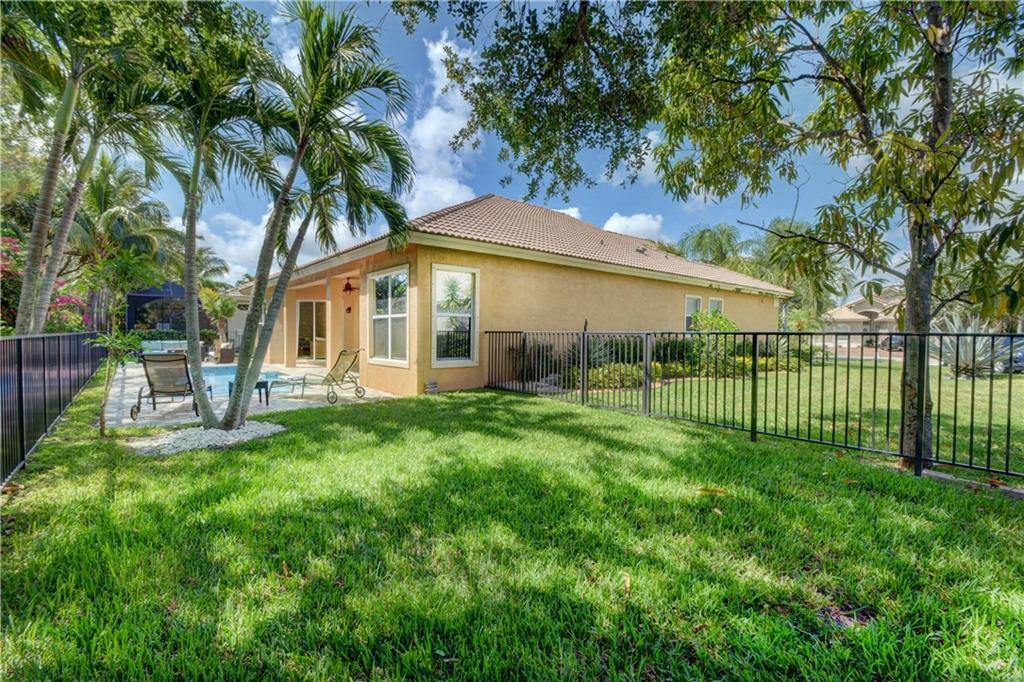 Parkland Isles - Residential