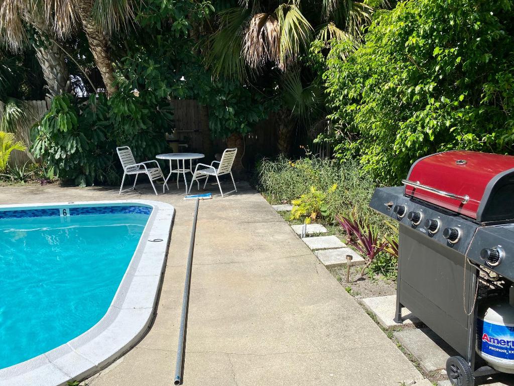 DEERFIELD BEACH - Residential Lease