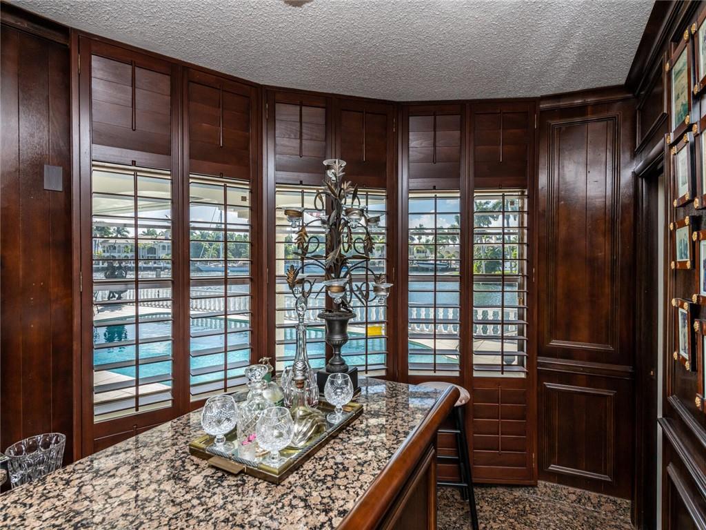 Del Lago Isle 42-2 B - Residential