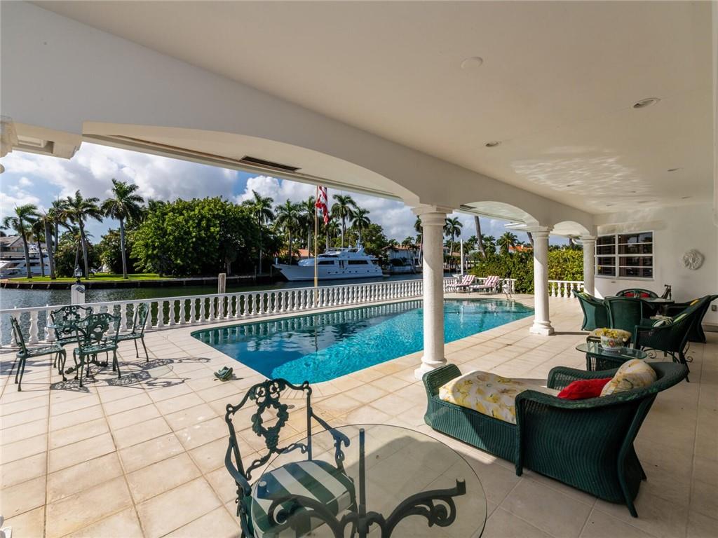 Del Lago Isle 42-2 B - Residential