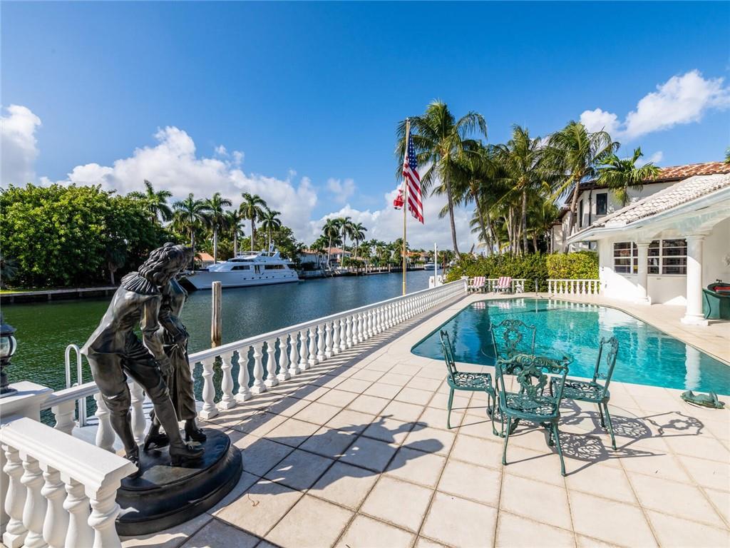 Del Lago Isle 42-2 B - Residential