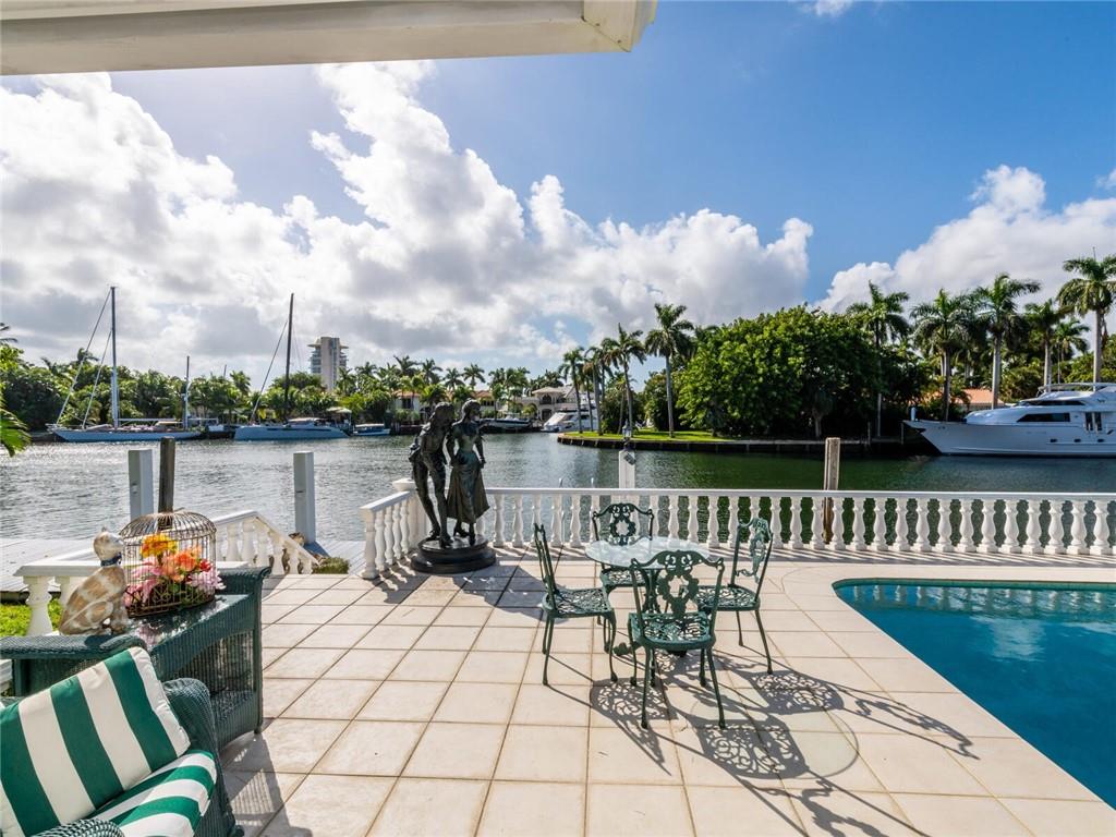 Del Lago Isle 42-2 B - Residential