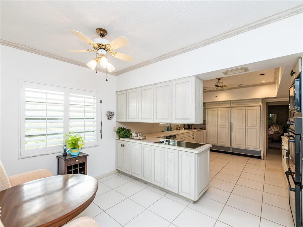 Del Lago Isle 42-2 B - Residential