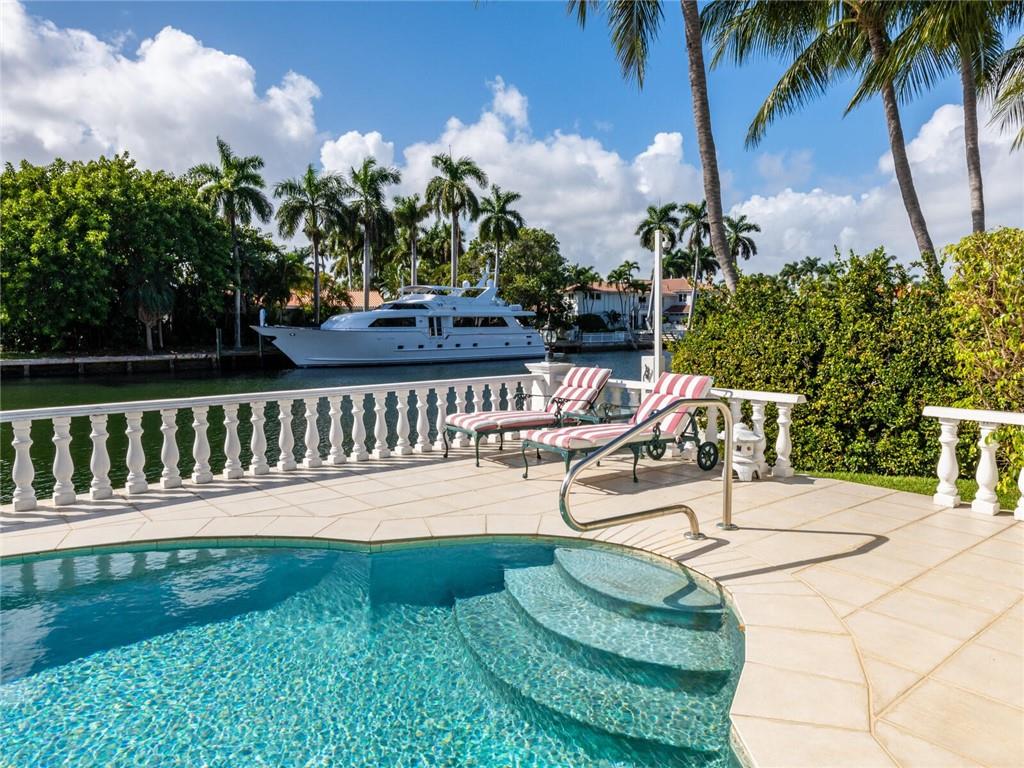 Del Lago Isle 42-2 B - Residential