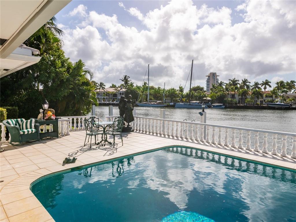 Del Lago Isle 42-2 B - Residential