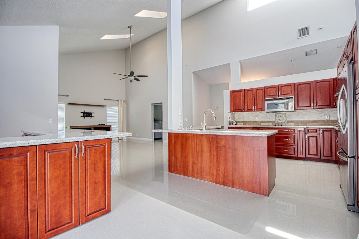 Pine Ridge North 127-29 B - Residential
