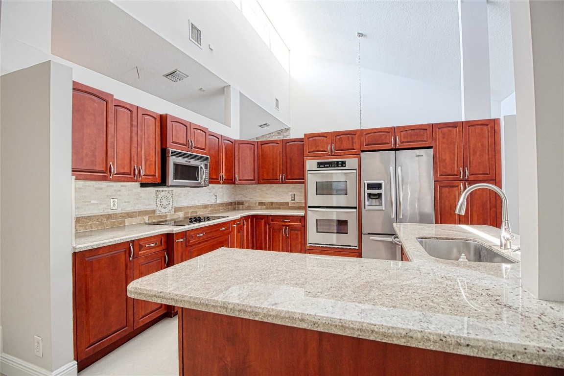 Pine Ridge North 127-29 B - Residential