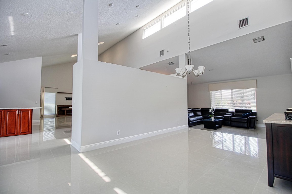 Pine Ridge North 127-29 B - Residential