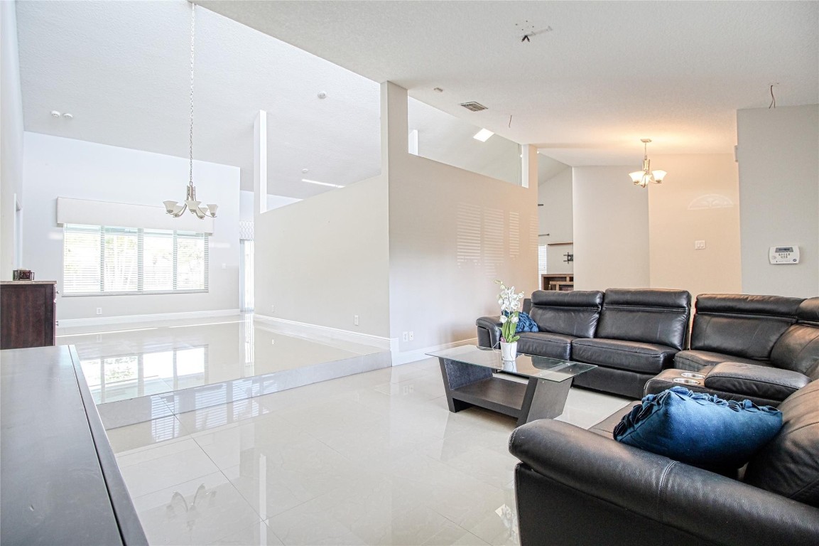 Pine Ridge North 127-29 B - Residential