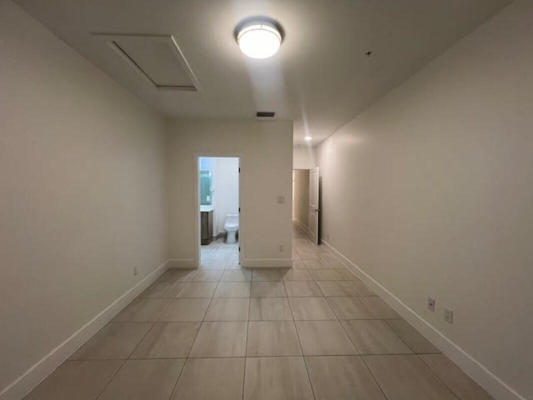 PALM BEACH FARMS CO 7 - Residential Lease