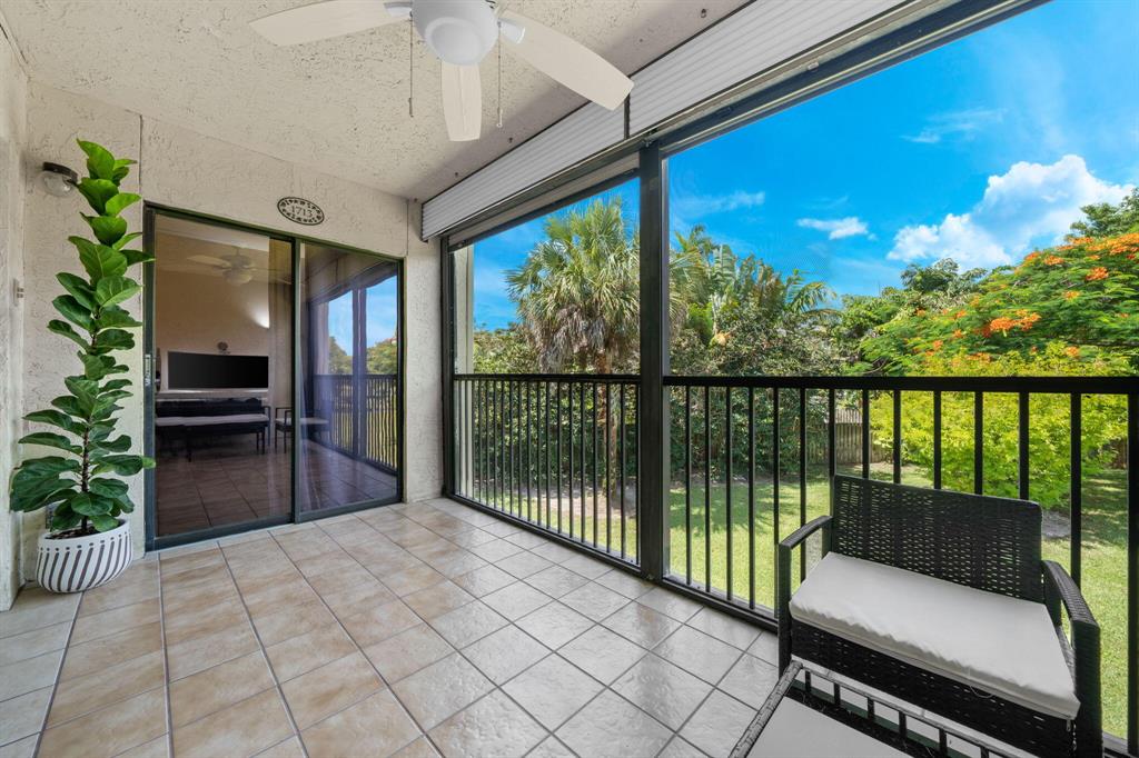 HAMMOCKS-LAKE FOREST CONDO - Residential