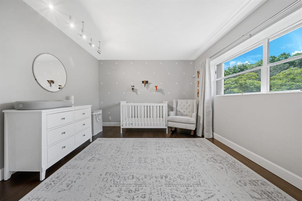 HAMMOCKS-LAKE FOREST CONDO - Residential