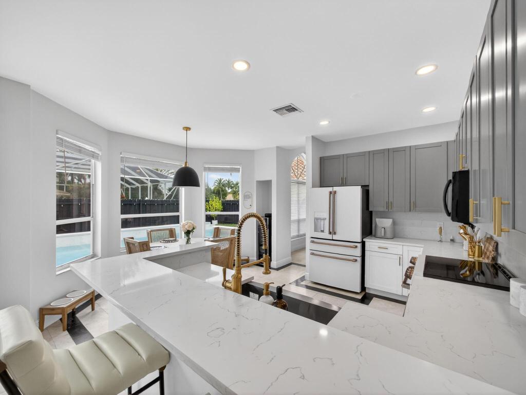 WINSTON TRAILS PAR 9A - Residential