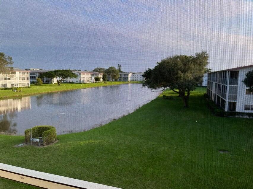 FANSHAW AT CENTURY VILLAGE CONDO - Residential