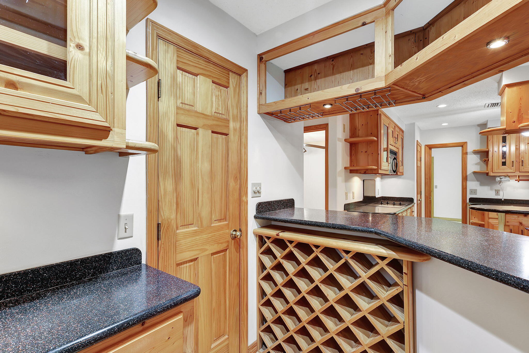 MARINERS LANDING - Residential Lease