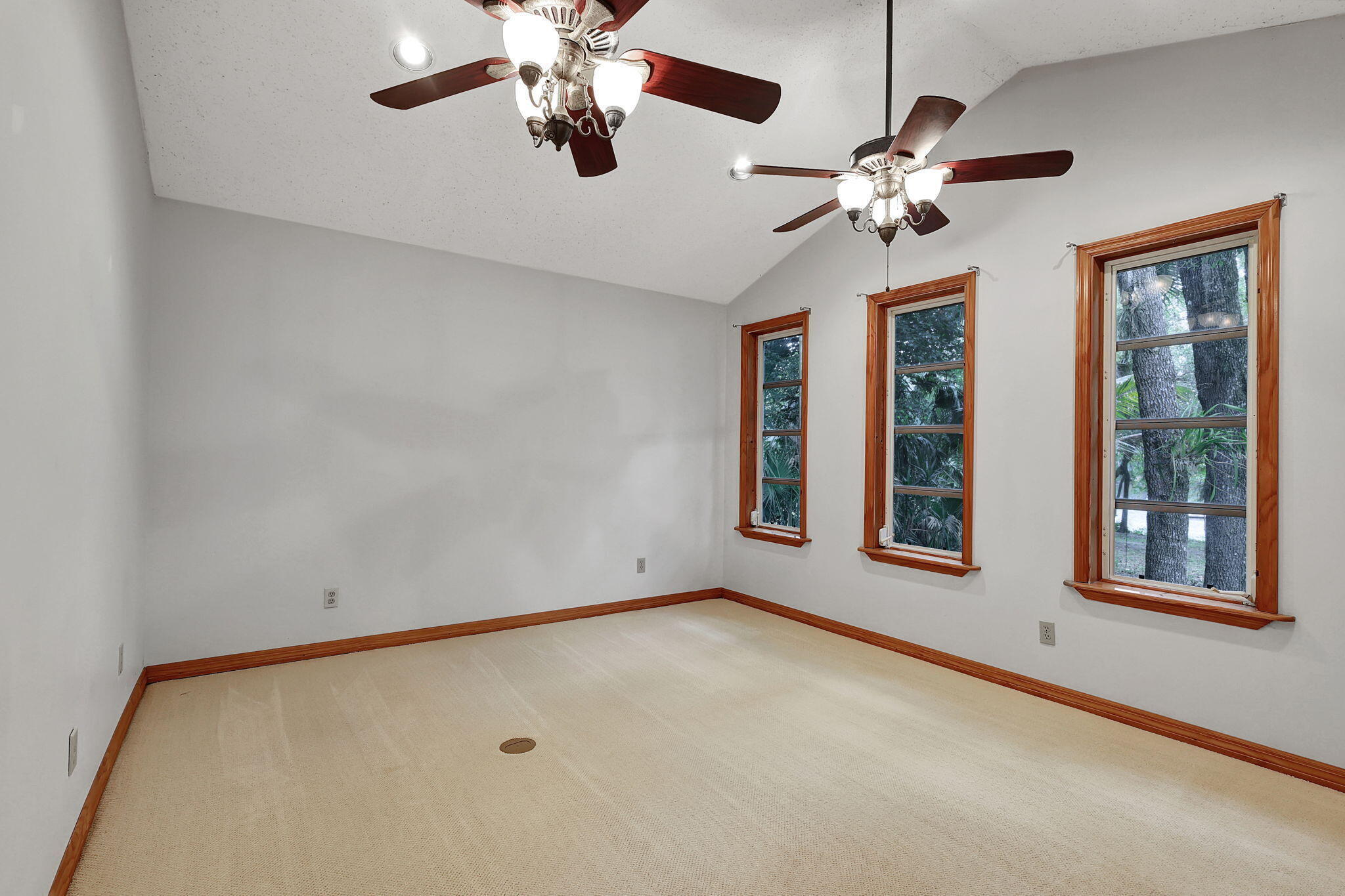 MARINERS LANDING - Residential Lease