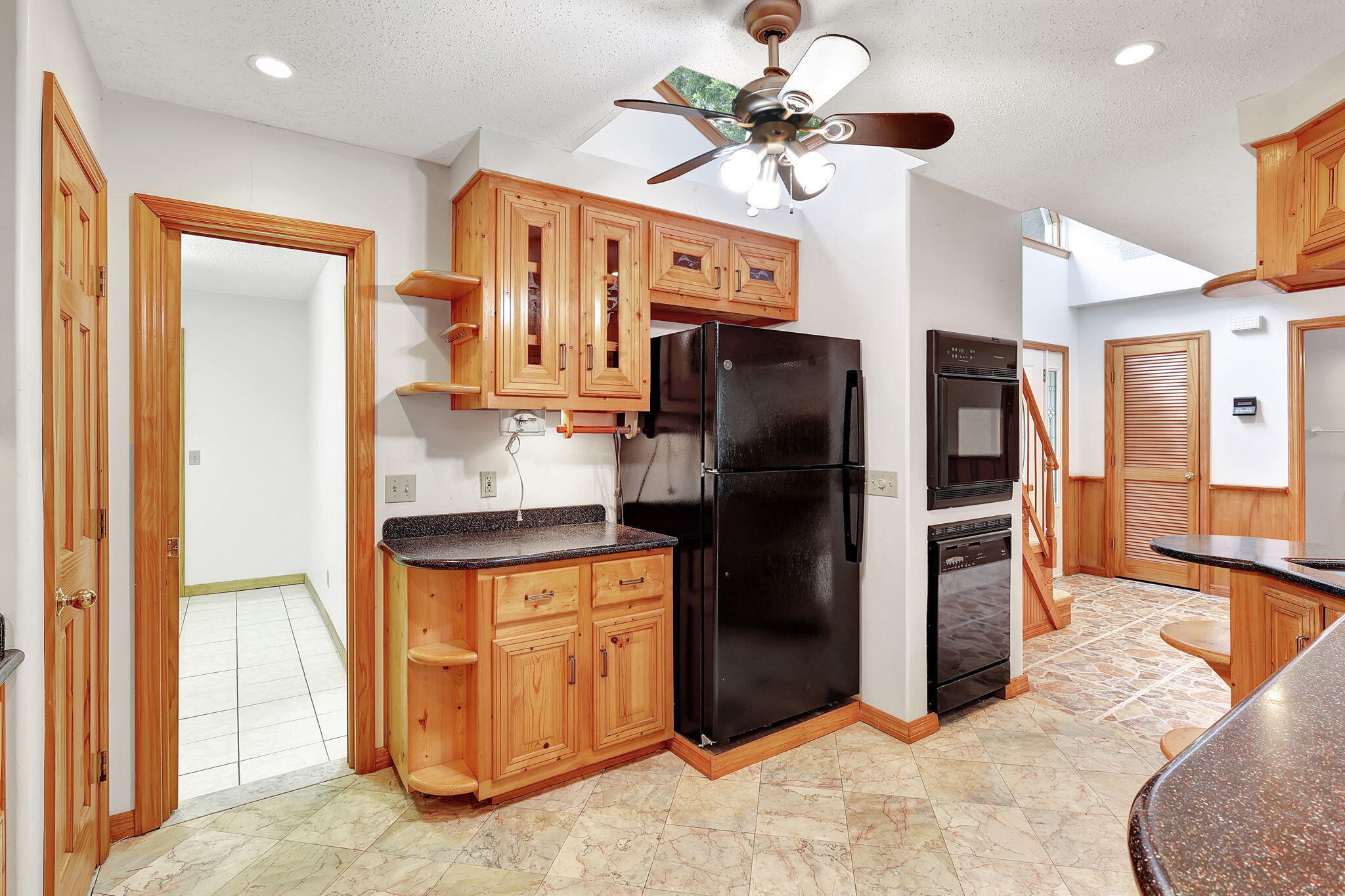 MARINERS LANDING - Residential Lease