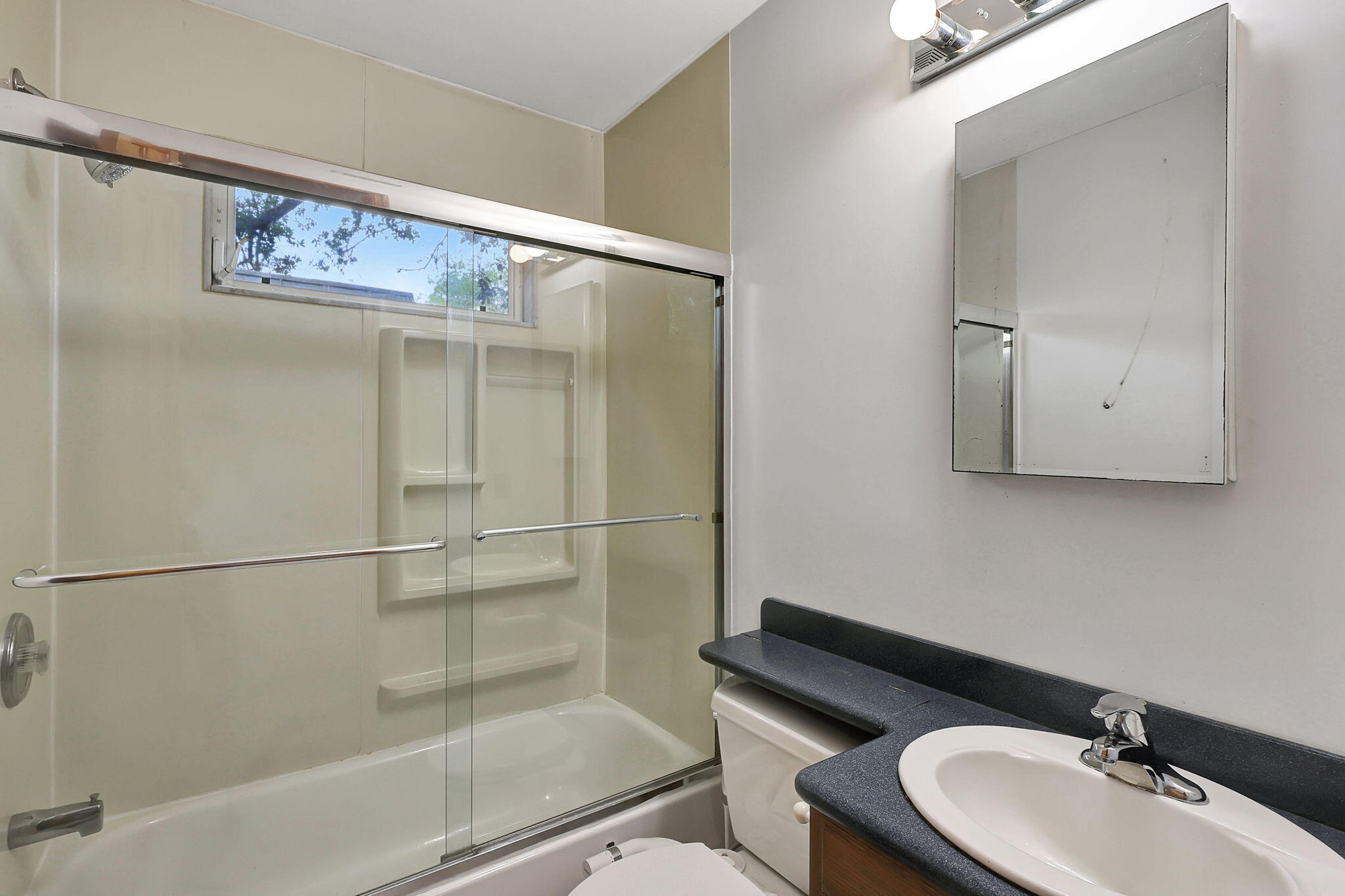 MARINERS LANDING - Residential Lease