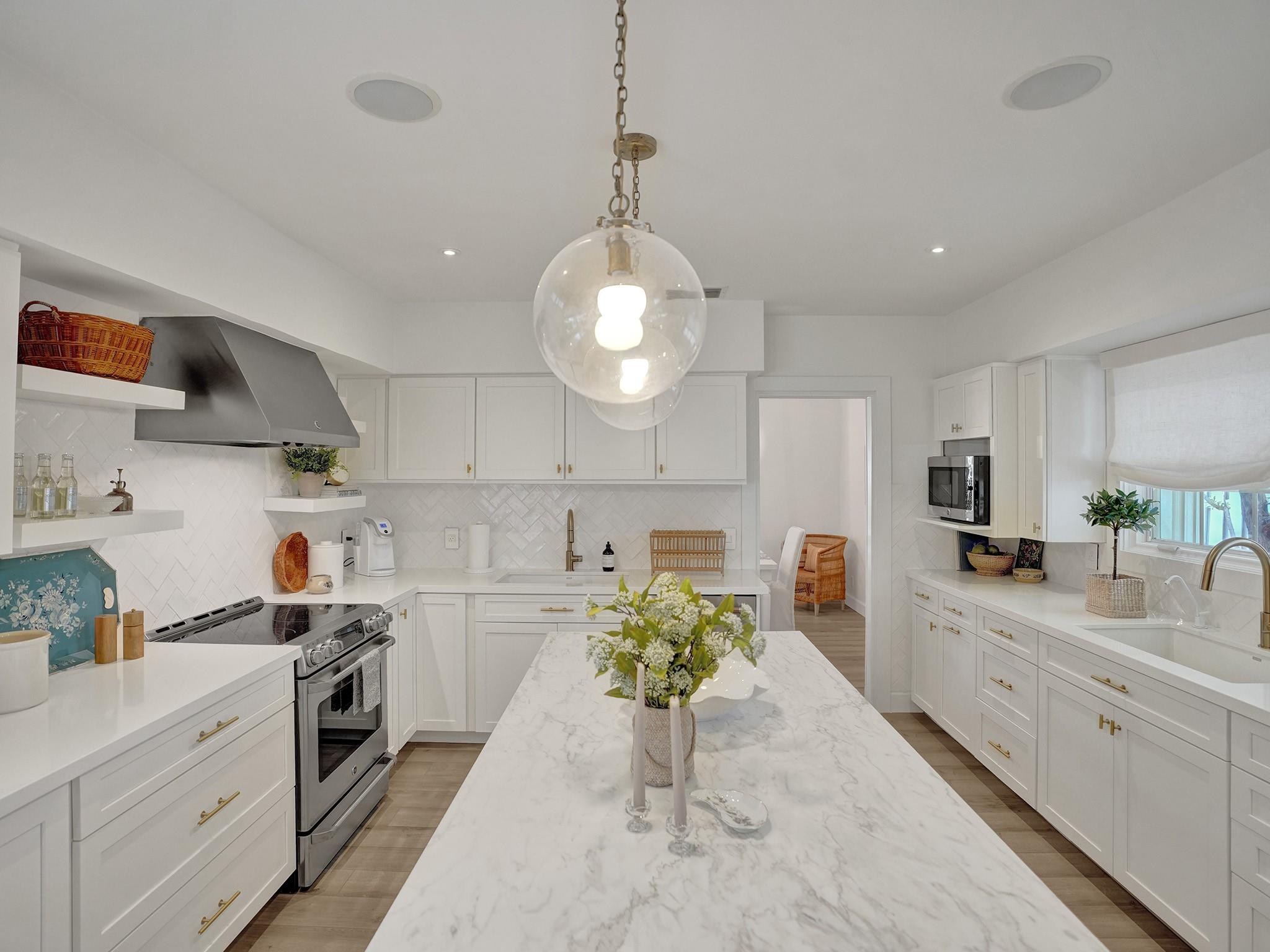 SUNRISE INTRACOASTAL - Residential