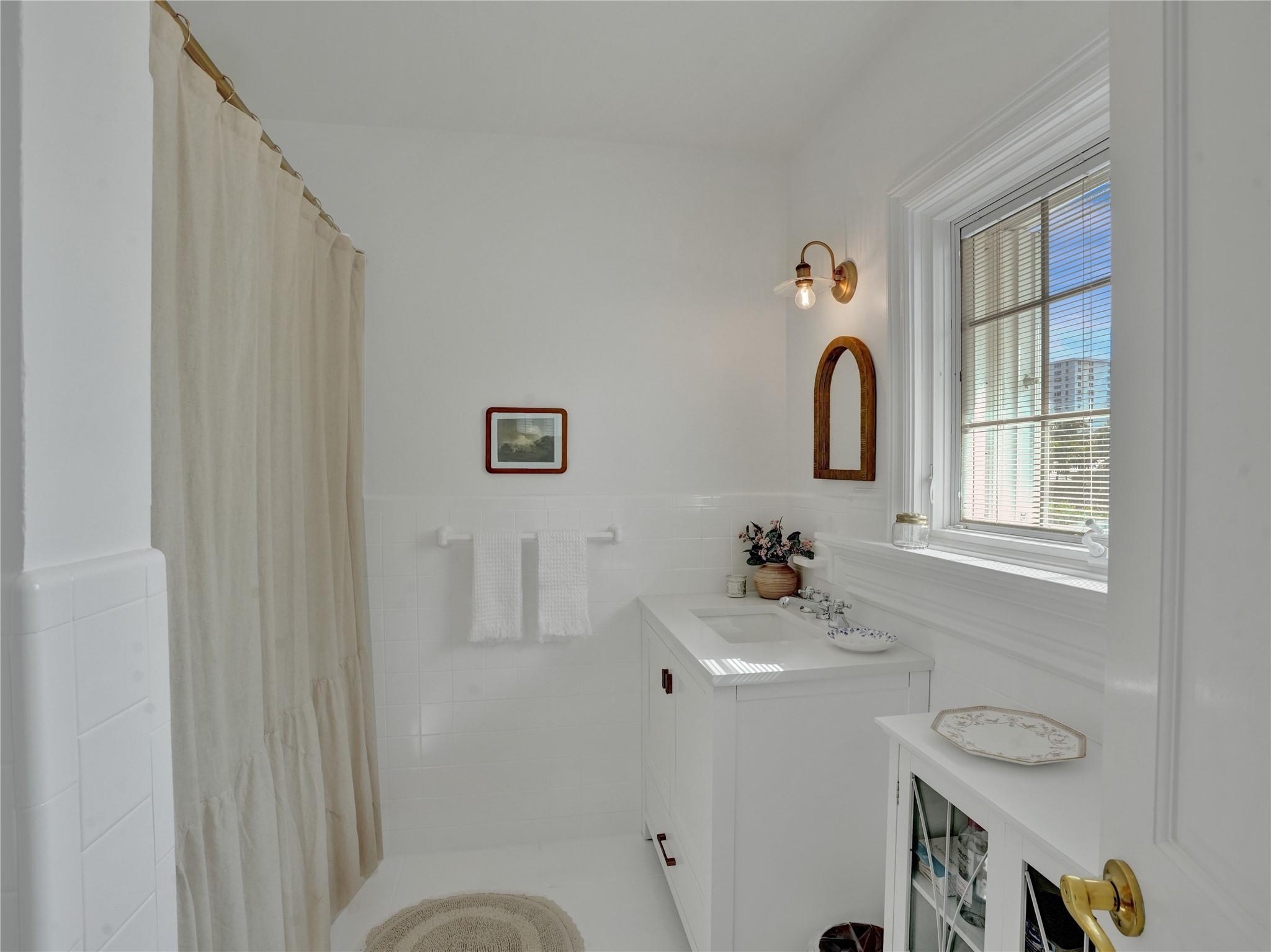 SUNRISE INTRACOASTAL - Residential