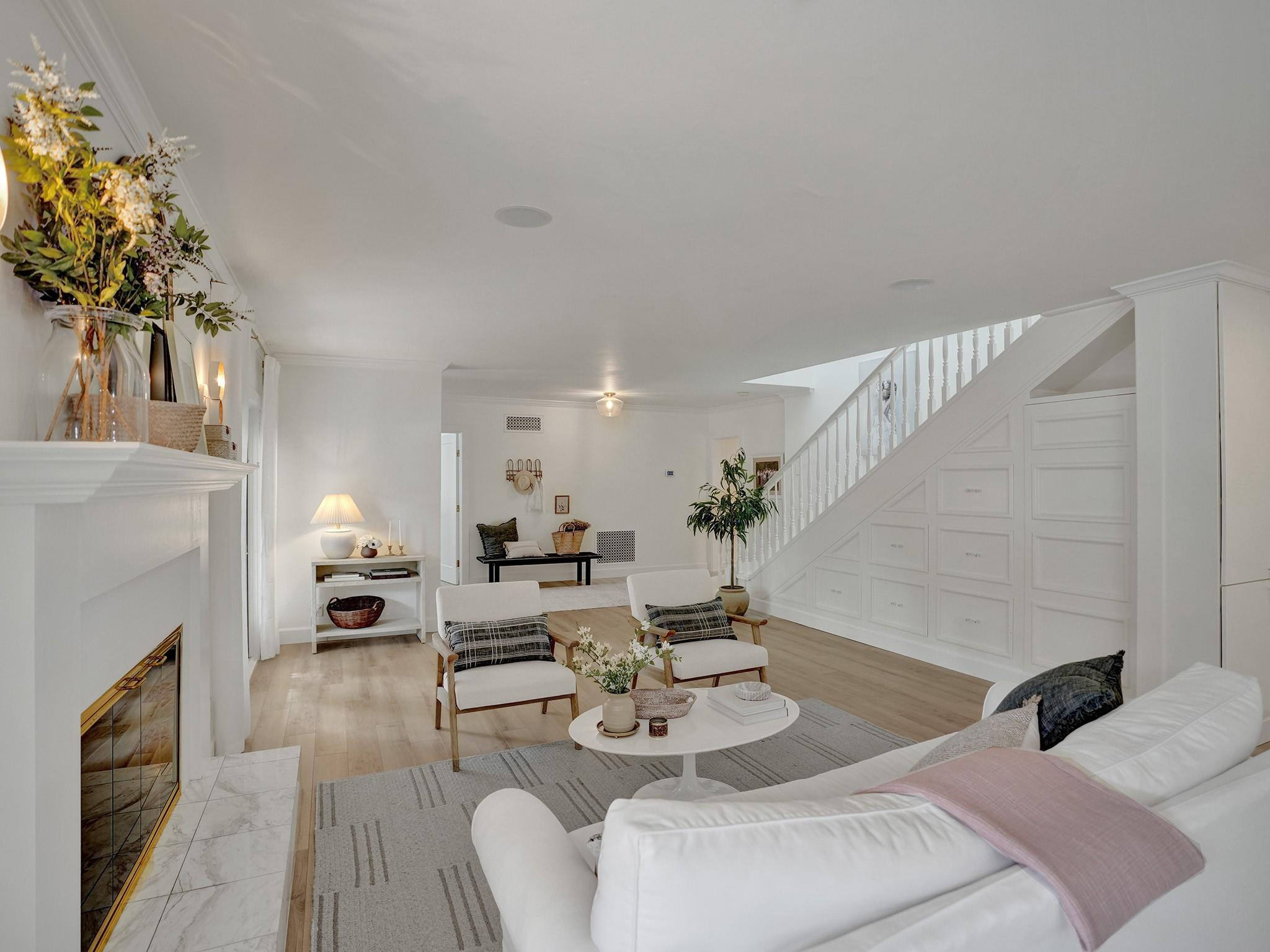 SUNRISE INTRACOASTAL - Residential