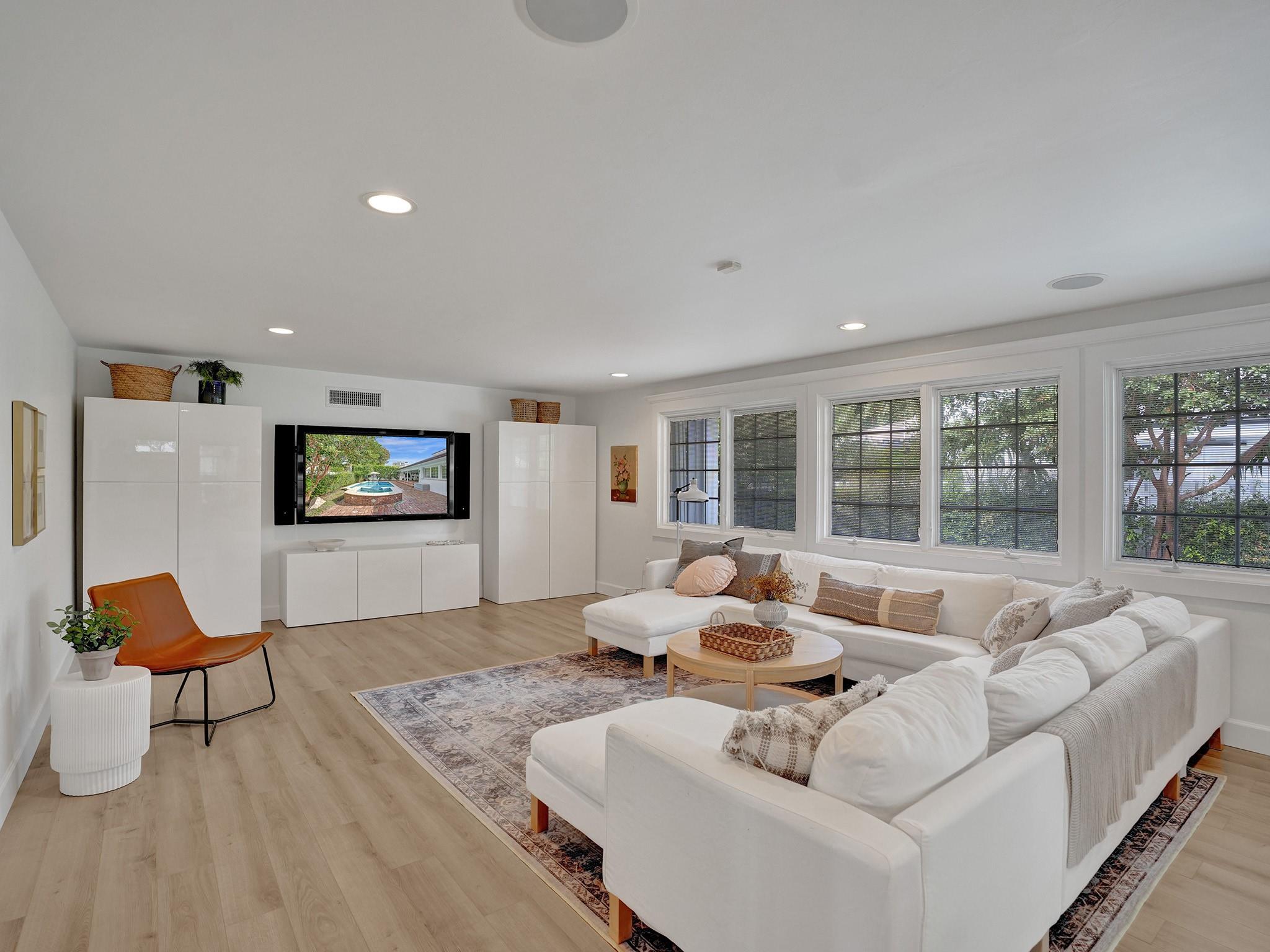 SUNRISE INTRACOASTAL - Residential